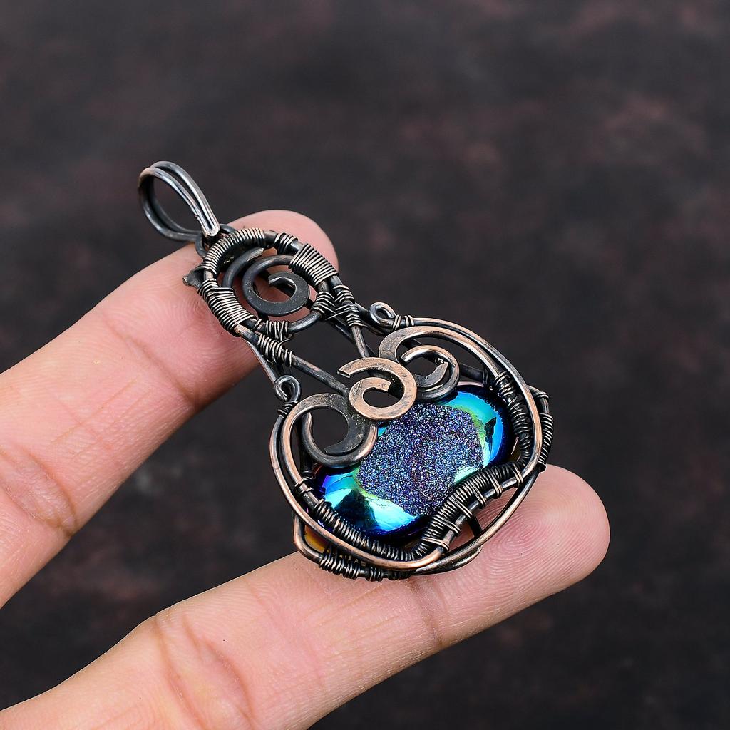 Титановый кулон-друзы, кулон в медной проволоке, кулон ручной работы, титановые друзы, ювелирные изделия, подвеска из настоящего драгоценного камня, медные украшения, подарок для мамы