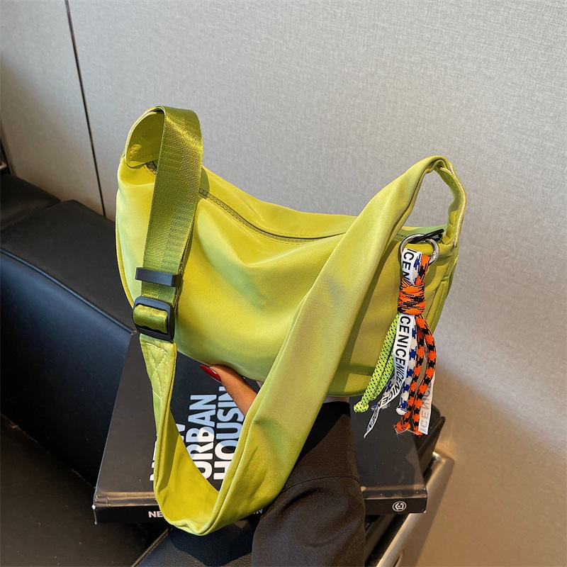 Повседневная маленькая сумка женская новая большая вместительная универсальная сумка-пельмень летняя универсальная на плечо через плечо