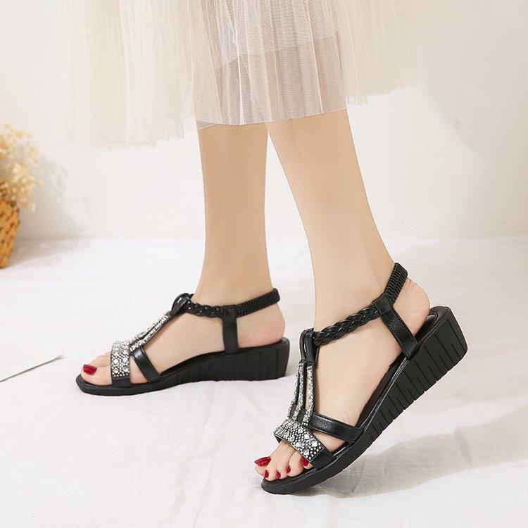 Fashion Summer Rhinestone Wedge Sandals Women 2024 New Fashion Non Slip Beach Shoes Woman Lightweight Casual Gladiator Sandalias