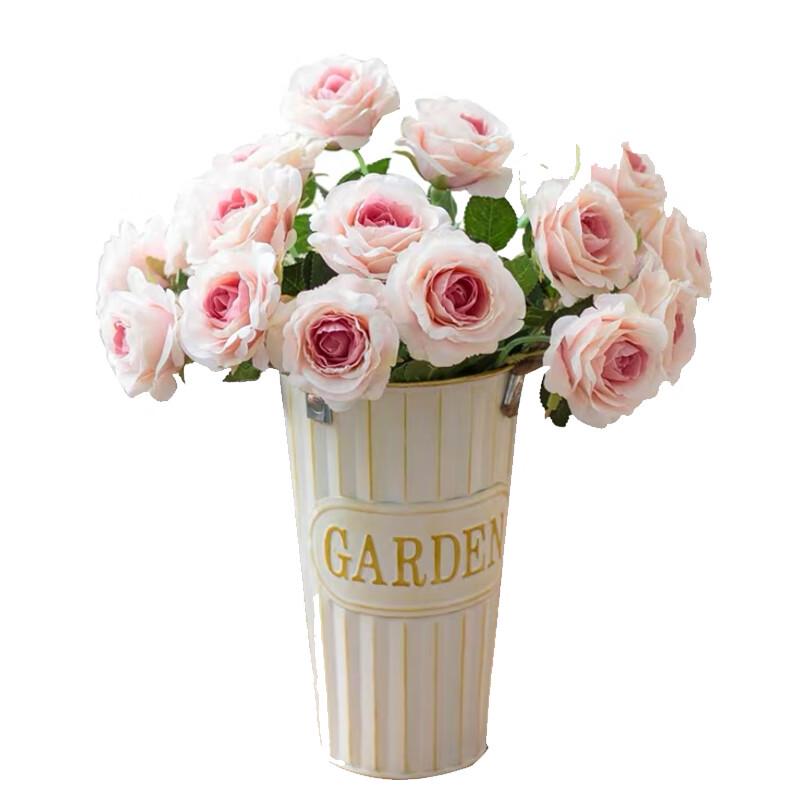 Декоративное железное ведро для цветов