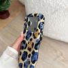 Модный контрастный чехол для мобильного телефона с леопардовым принтом iPhone16pm глянцевая волнистая пленка два в одном Apple 17 популярен в Европе и Америке