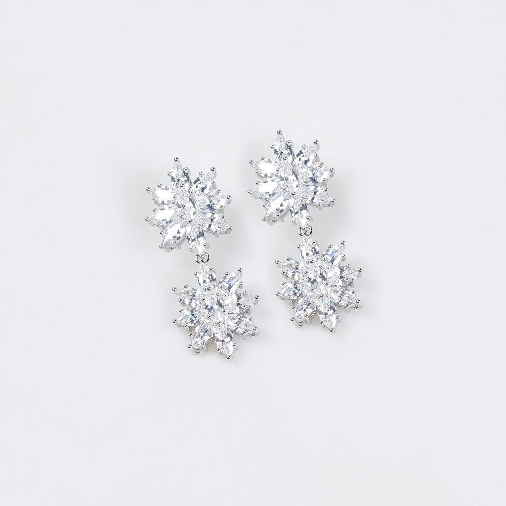 Роскошный Рождественский Набор Ожерелье и Серьги с Циркониевыми Цветами и Лозой