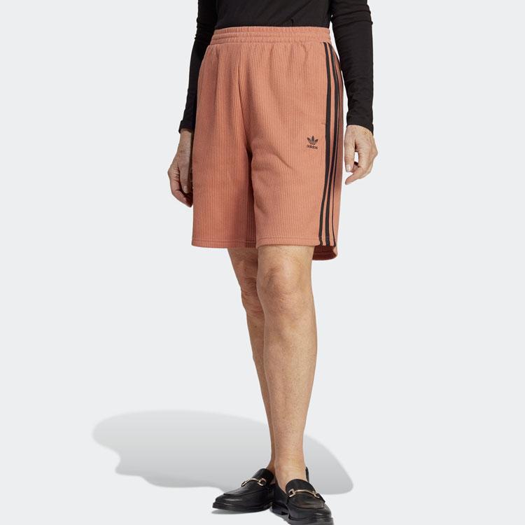 Adidas Оригинальные прямые шорты из американской ретро-серии с логотипом и принтом в полоску, женские плавки, многослойные коричневые IC5451