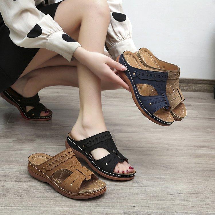 2024 summer new fashion women's shoes slope heel thick sole cool slippers women's shoes large size 43