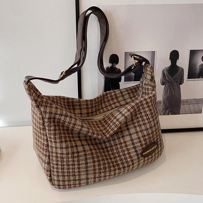 Женская шерстяная сумка в клетку в стиле ретро с большой вместимостью, модная универсальная сумка через плечо для осени и зимы