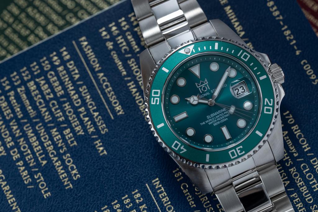 НОВАЯ модель часов Hyakuichi с дисплеем даты, водонепроницаемые часы 20 атм [HYAKUICHI 101] № 1 для дайвера HYAKU1-001 (Аква Грин)