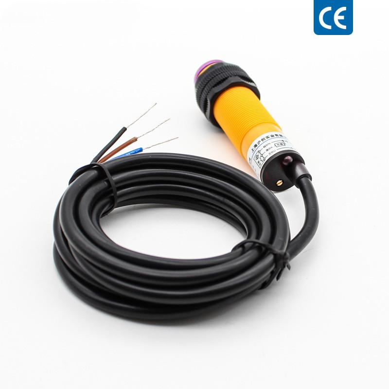 Фотоэлектрический датчик с диффузным отражением E3F-DS30C4/C2/P1/P2 трехпроводной NPN нормально открытый 24В регулируемый