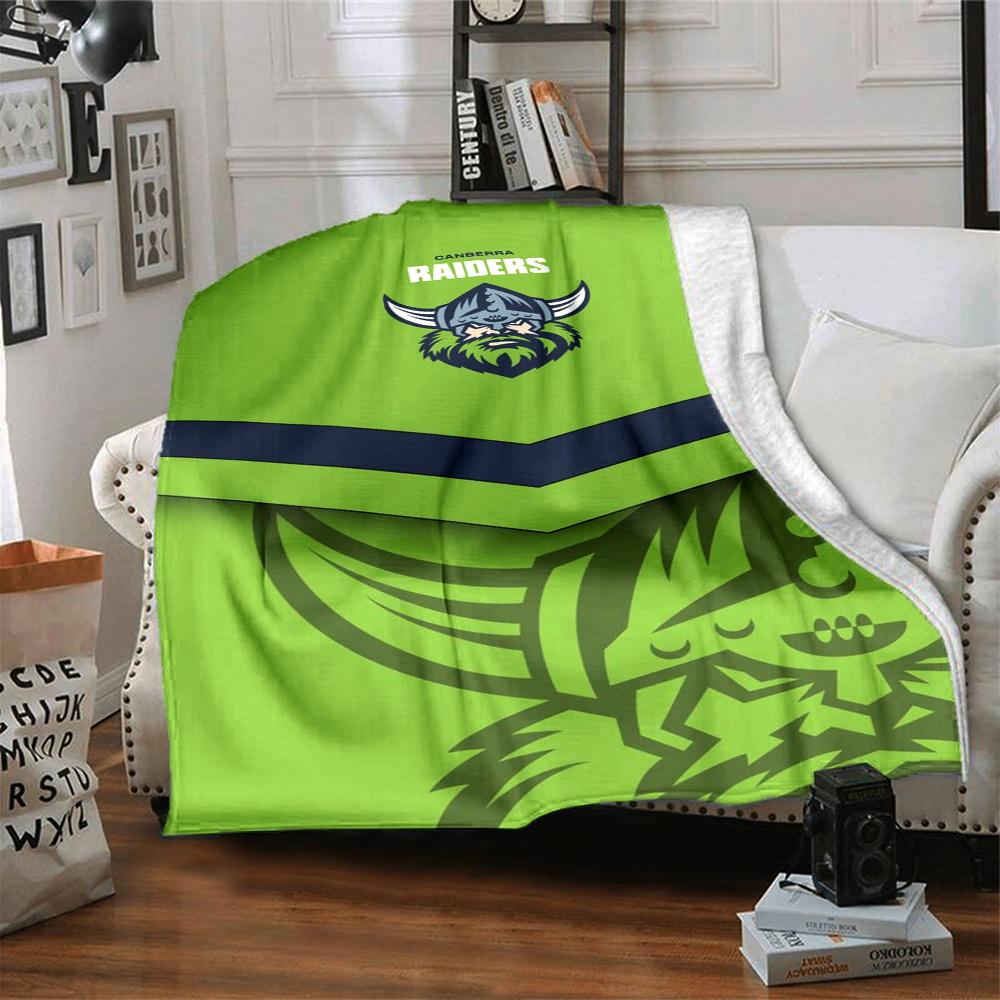Canberra Raiders Logo Print Flannel Blanket High Quality Warm Comfortable Cover for All Seasons Perfect for Gifts Home Decor