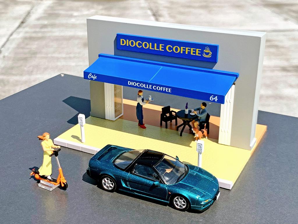 TOMYTEC DioColle 64 1/64 #CarSnap 21a Cafe Terrace ABS Resin/PVC Figure and Accessories (Painted, Partially Assembled) + Die-Cast Miniature Car Set