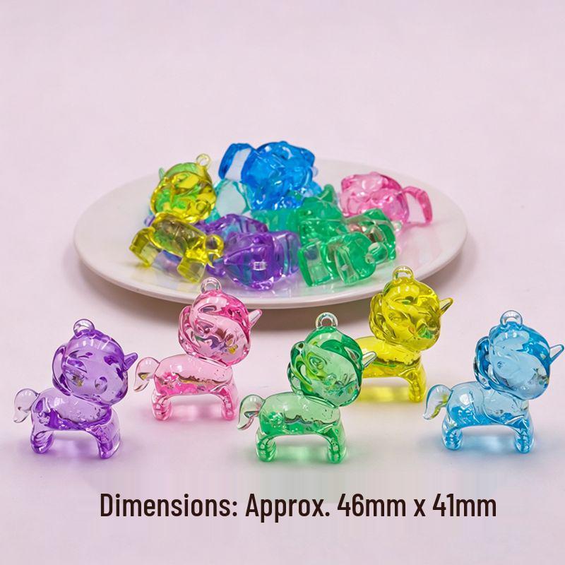 Acrylic Beetle Pendant: Transparent Cartoon Animal Ornament for Kids' Claw Machines and Amusement Park Blind Boxes.