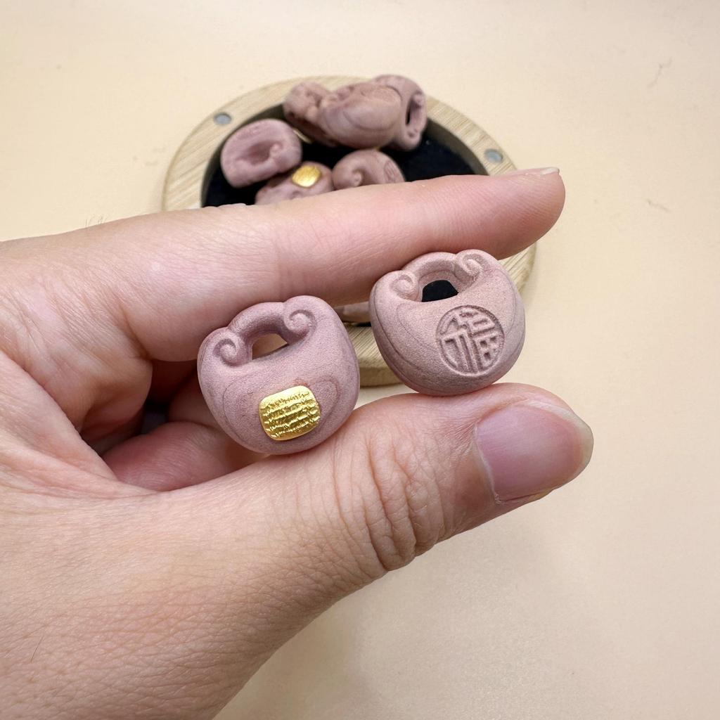 Кулон Руи из палисандра и агарового дерева с инкрустированными Пятью Сутрами - Сандаловое дерево, аксессуар для украшений Руи