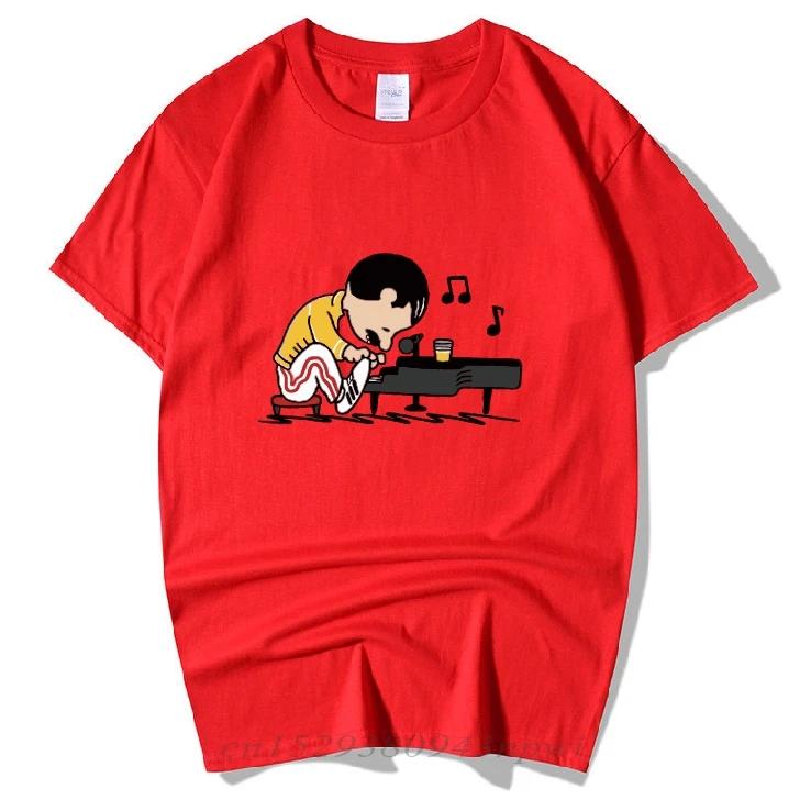 Queen's Band Freddie Mercury Plays the Piano In a Funny T-shirt. Summer Men's Hip-hop Rock Trendsetter with Short Sleeves