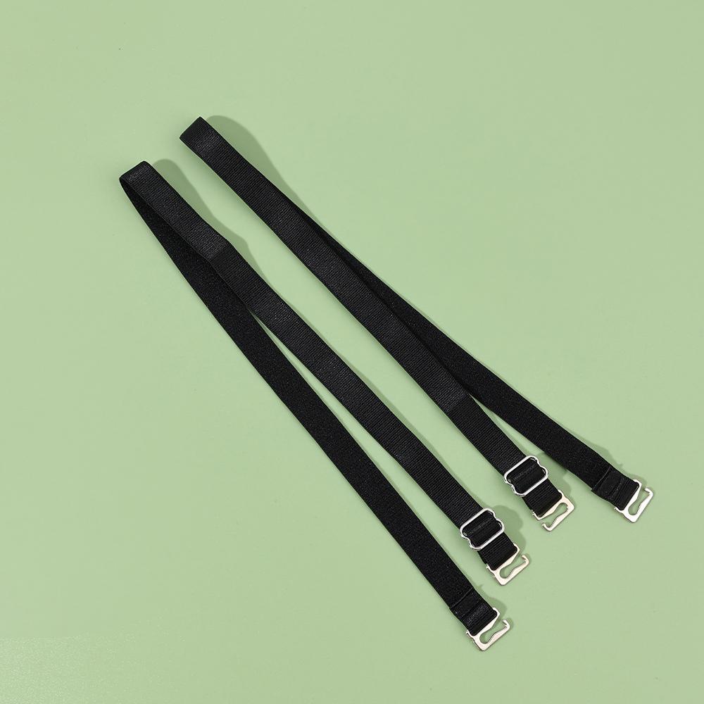 1 пара гладкого нижнего белья, эластичные бретели