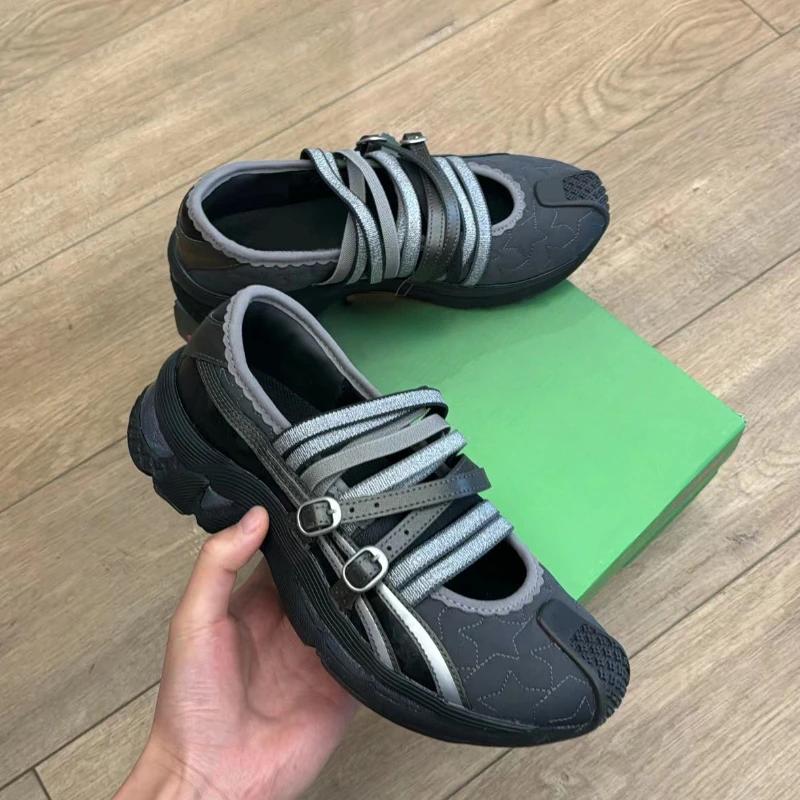 Кроссовки Мэри Джейн Женские Модные Уличные Кроссовки на Толстой Подошве Повседневные Женские Балетки с Ремешками Черные