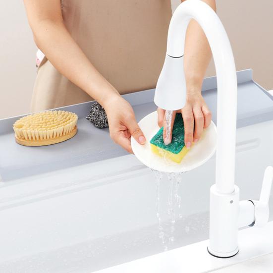 Silicone Sink Splash Guard Vegetable Washing Water Splash Protector Non-slip Reusable Kitchen Sink Countertop Edge Anti-Splash Shield Board