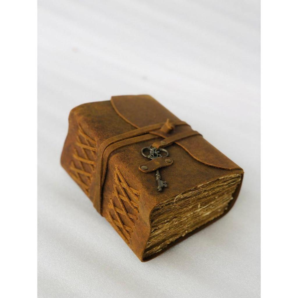 400 Pages Leather Journal with Key - Antique Handmade Deckle Edge Paper, Vintage Leather Journal - Book of Shadows - Great Gift