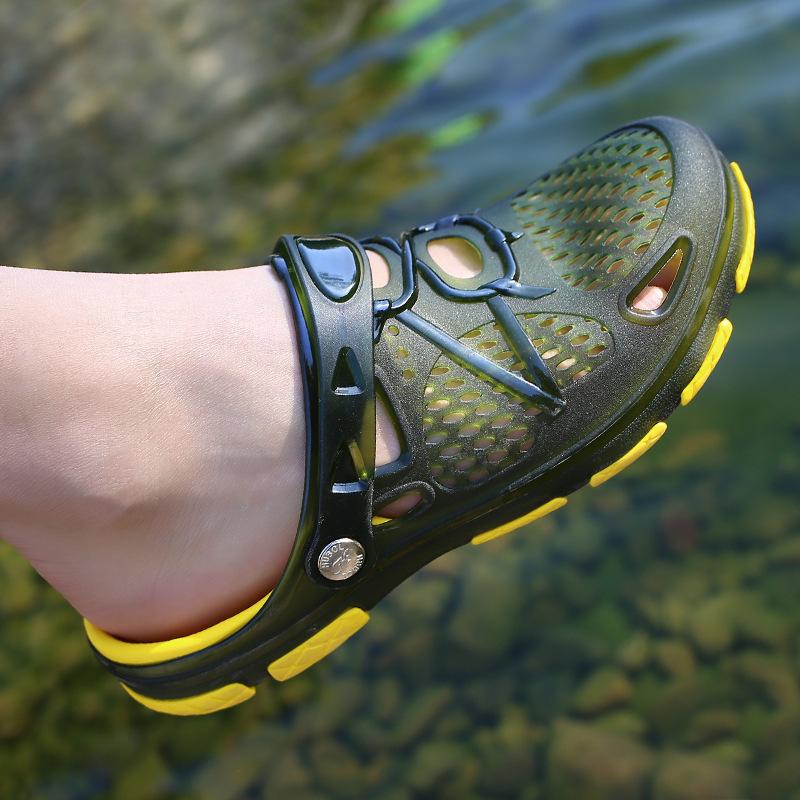 Men's Clogs Non Slip Water Shoes with Adjustable Strap Lightweight Mules Garden Outdoor Beach Pool Shower Sandals Summer Closed Toe Slippers for Men