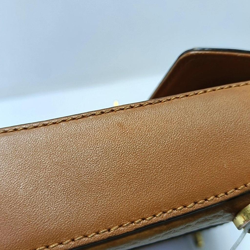 [Pre-Owned] Millie Visetos Metallic Hardware Laurel Leaf Lock Monogram Smooth Envelope Crossbody Bag Coated Canvas Napa Leather Shoulde - Good #6W719I