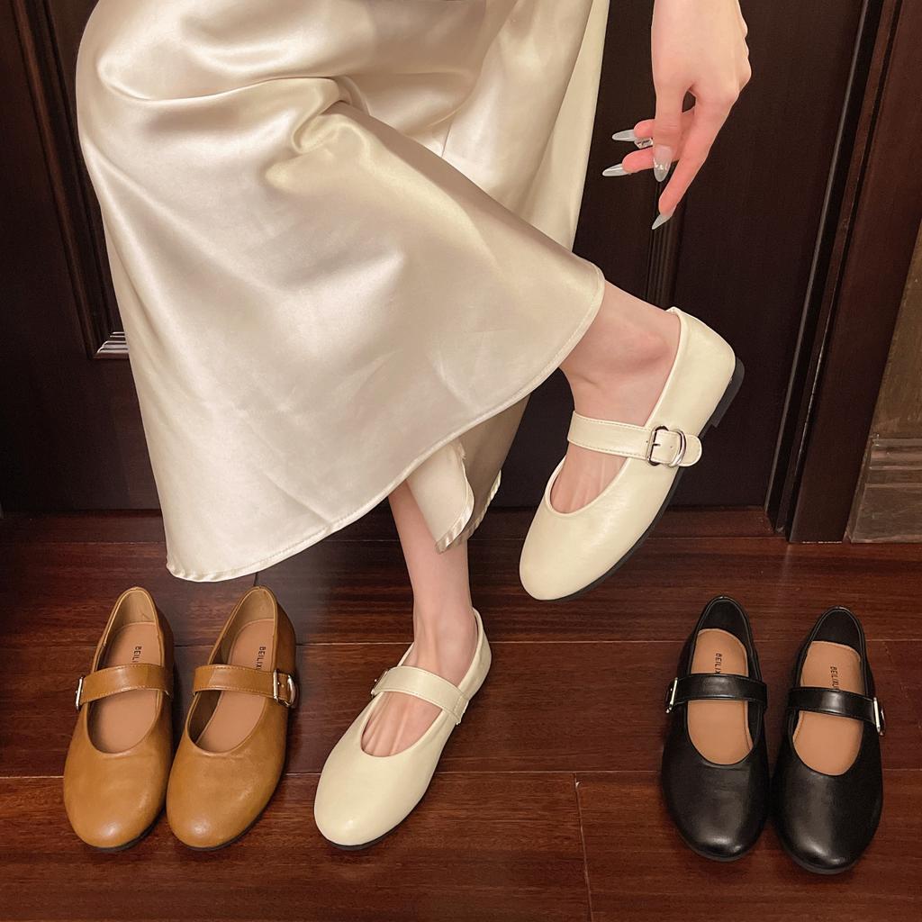 Stylish and Lightweight White Round Head Flat Bottom Shallow Mouth Single Shoes Women's New Autumn and Winter Soft Sole Mary Jane Small Leather Shoes