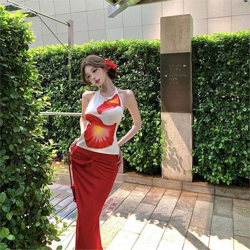Zhao Ruth's same holiday swimsuit beach skirt set, sexy backless neck red split three-piece set