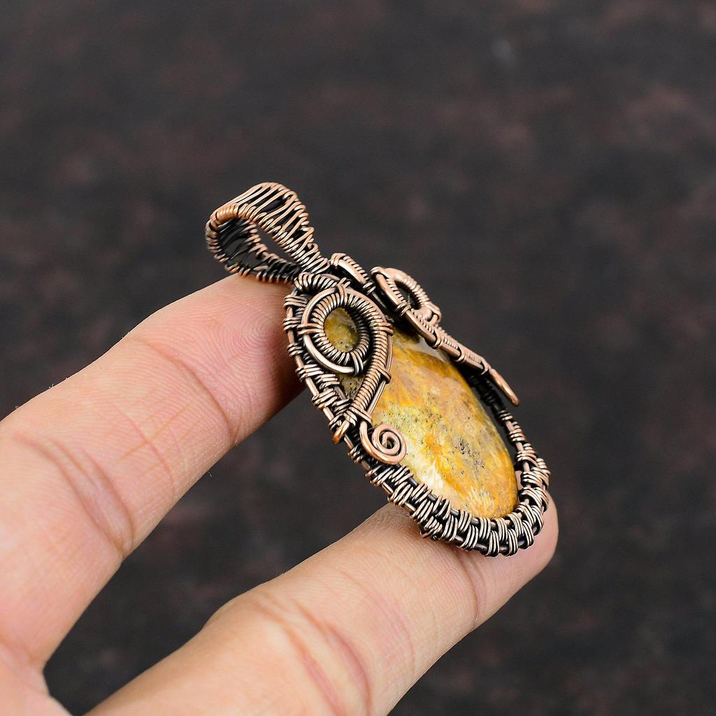 Кулон из ископаемого коралла с драгоценным камнем, обернутый медной проволокой, кулон ручной работы, ювелирные изделия из ископаемого коралла, новый кулон, уникальные медные украшения, подарок для мамы