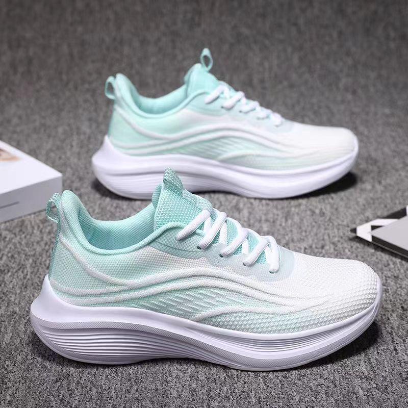 Women's Shoes Spring and Summer New Fly-woven Casual Shoes Children Breathable and Comfortable Mother Shoes Mesh Women's Sports Shoes