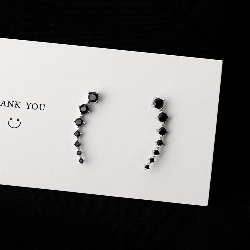 Серьги из серебра 925 пробы с цирконами Banyan Tree - Элегантные и стильные серьги-крючки для женщин