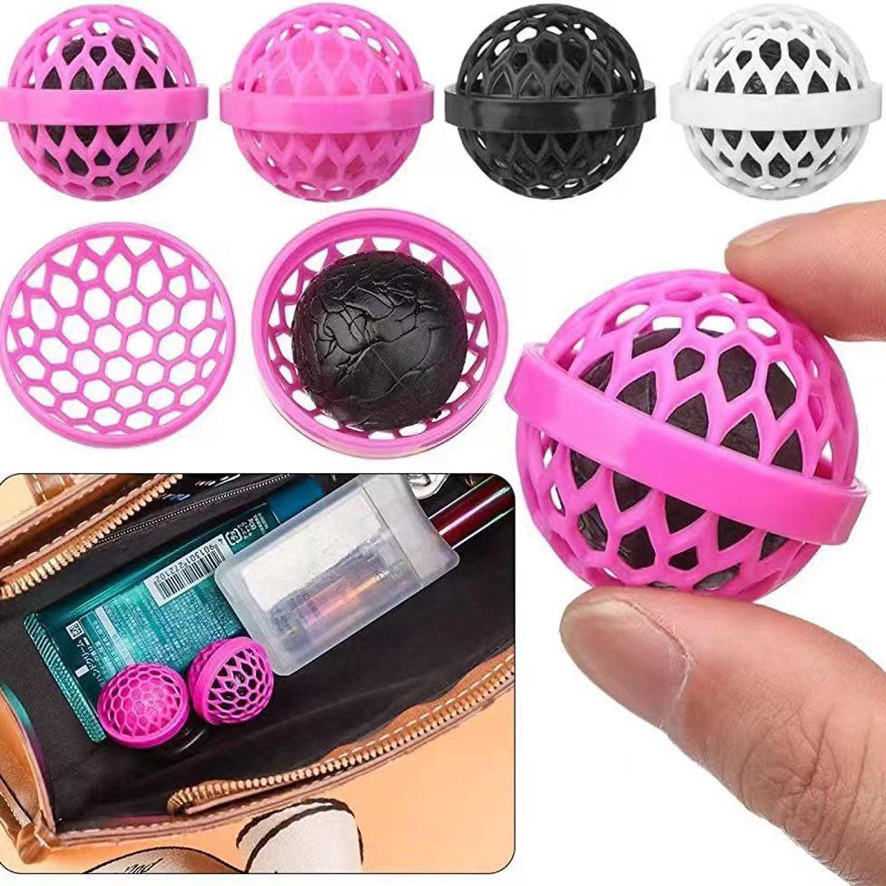 Women's Handbag Cleaning Ball - Sticky, Dust & Dirt Remover for Bags & Wallets