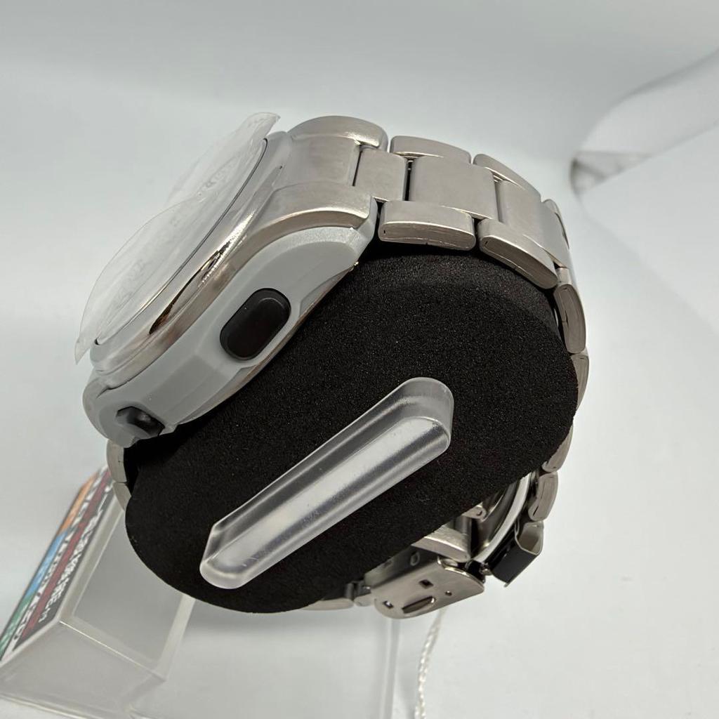 Used Q&Q SOLARMATE Radio Solar Watch MD02-204