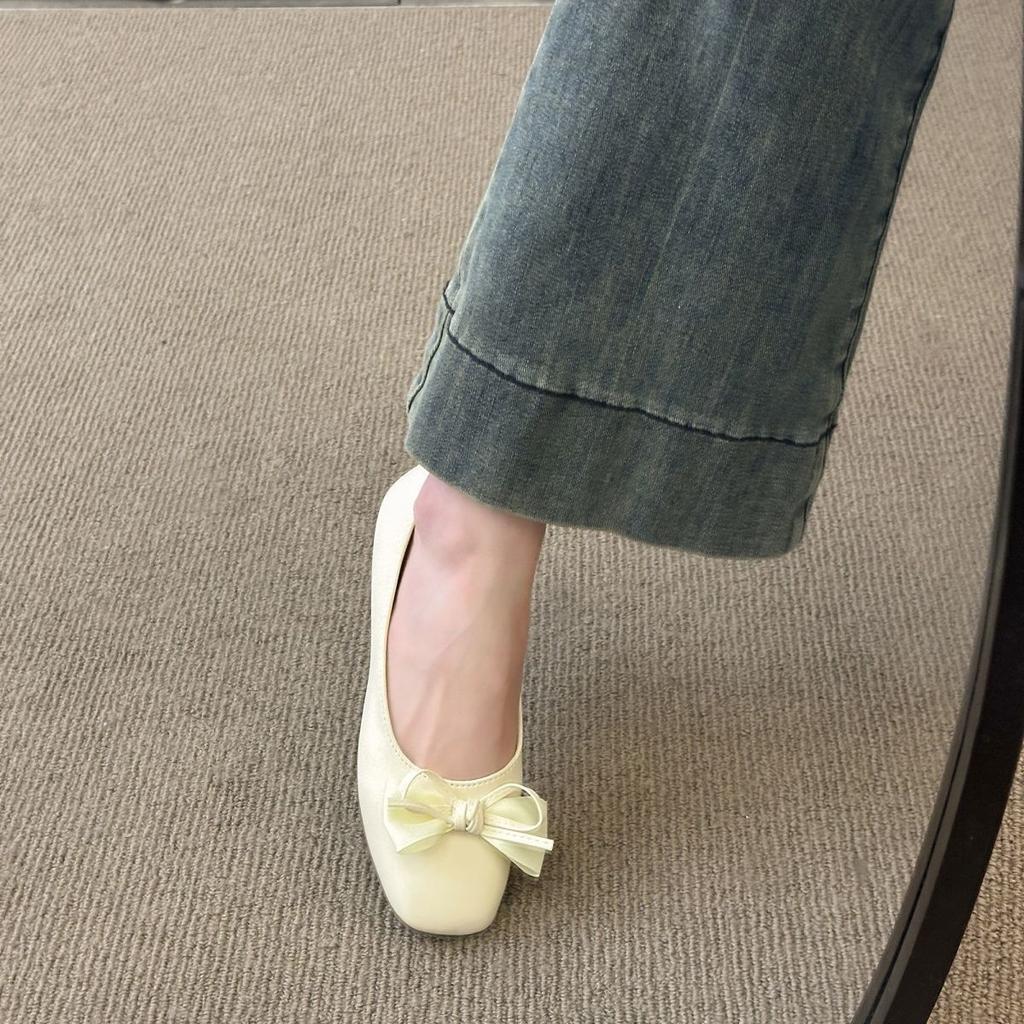 Shallow Pedal Flat-soled Bow French Mary Shoes 2025 Spring and Autumn New Fashionable Versatile Soft-soled Doudou Single Shoes