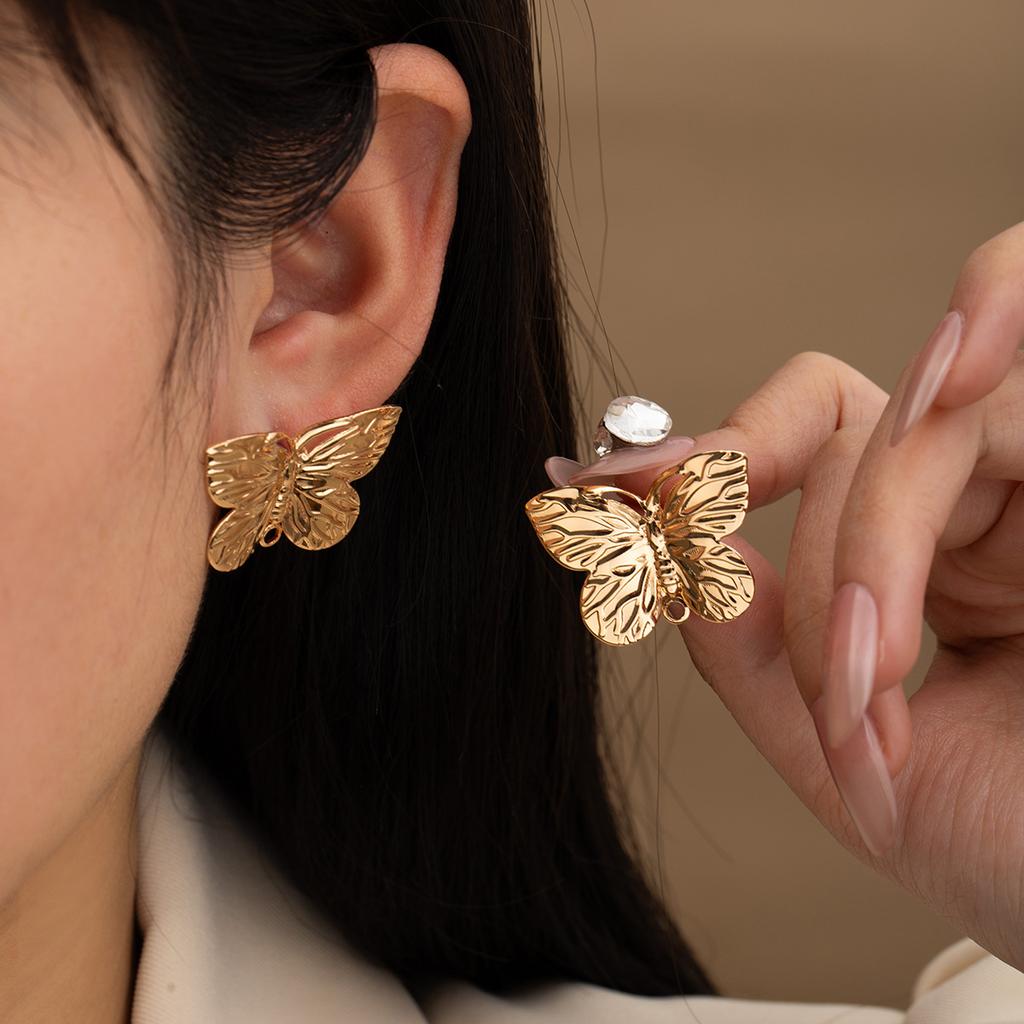 Creative Fashion Metal Wind Stud Earrings Hollow Three-Dimensional Heart-Shaped Geometric Petals Five-Pointed Star Simple Wind Earrings Women