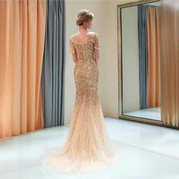 Летняя новая европейская и американская женская одежда сексуальное платье с открытыми плечами и рукавами платье с бронзированием без рукавов с V-образным вырезом, длинное платье