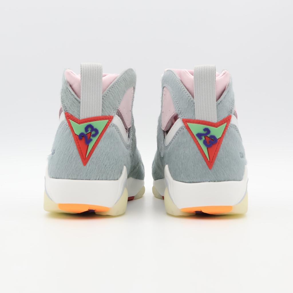 CT8528-002 Nike Air Jordan 7 SE Hare 2.0 Нейтрально-серый Саммитный белый Розовый (Мужской)