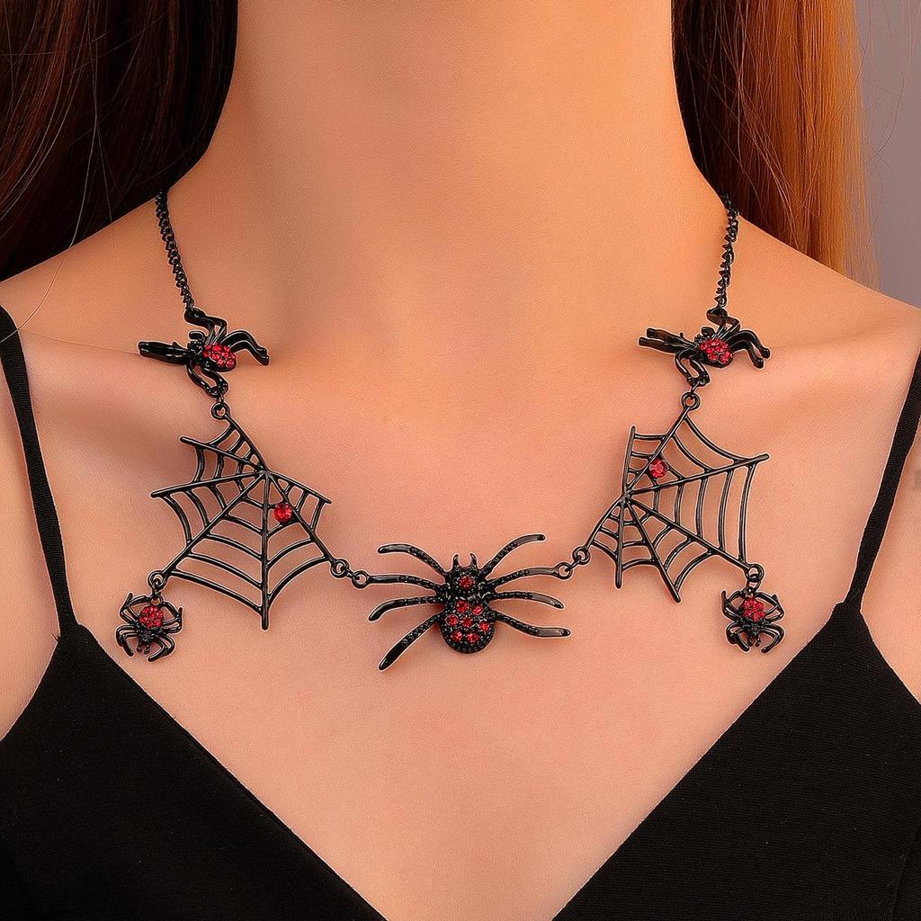 Retro Gothic Black Spider Web Necklace - Halloween Gift