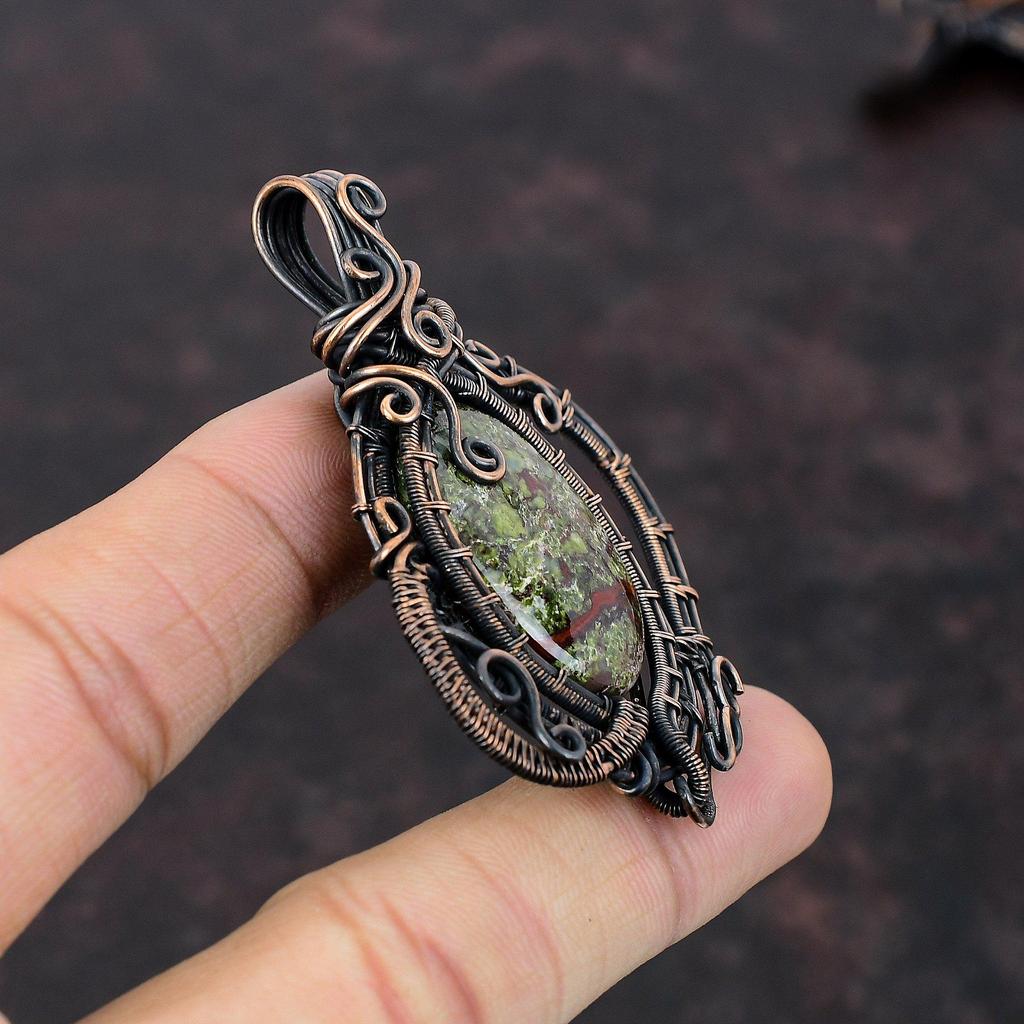 Дракон Кровавый Камень Кулон Медная Проволока Обернутая Драгоценным Камнем Кулон Ювелирные Изделия Ручной Работы Элегантный Кулон Проволока Обернутые Ювелирные Изделия Медные Дизайнерские Ювелирные Изделия
