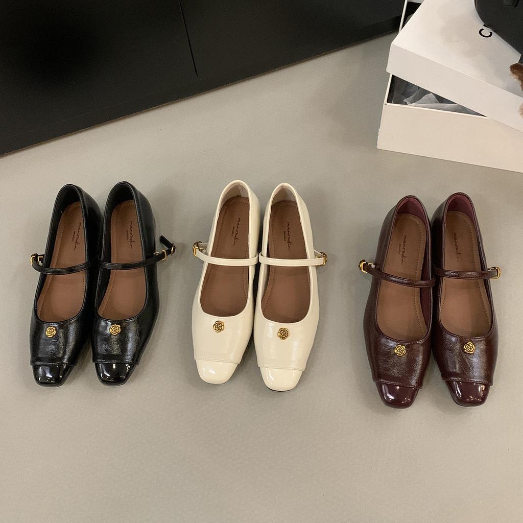 Внутренняя высота увеличивается черные туфли Мэри Джейн женские туфли 2025 новые весна и осень неглубокий рот слово с темпераментом универсальные одинарные туфли