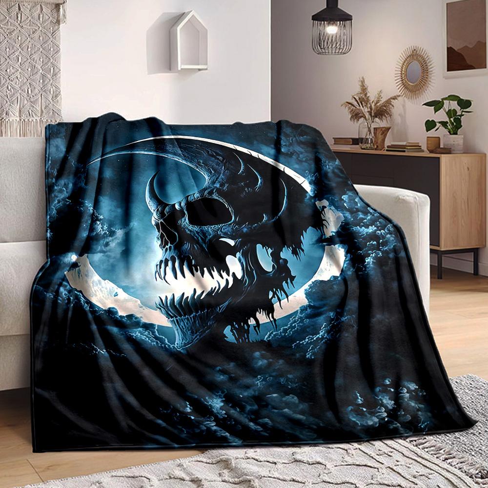 1pc Moon Skull Blanket, Lightweight Flannel Throw Blanket for Sofa, Bed, Travel, Camping, Living Room, Office, Couch070