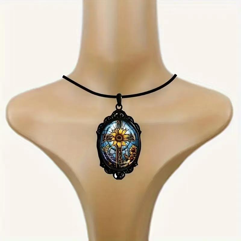 Elegant Chrysanthemum Cross Pattern Glass Pendant Necklace in Black Frame - Fashionable