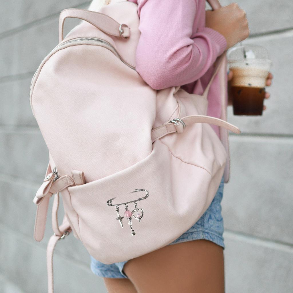 Beaded Lapel Pin with Chain Style Fashionable Women Brooch Handcrafted Breastpin Accessory Backpacks and Clothing Charm