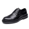 100% Genuine Leather Shoes Men Brogues Business British Style Black Office Male Footwear Flat Cowhide Leather Shoes D053