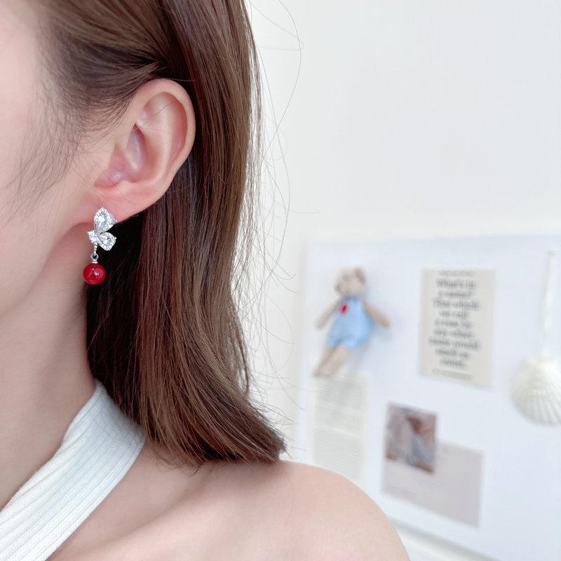 Нежный темперамент, ниша, супер фея, простые серьги, супер сверкающие, инкрустированные цирконием, изысканные маленькие серьги-бабочки красного жемчуга