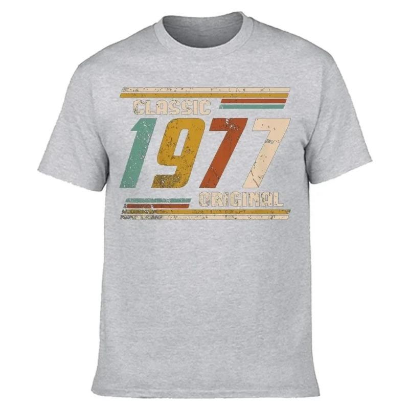 Novelty Awesome Vintage Classic 1977 Print Pattern T Shirts Streetwear Short Sleeve Birthday Gifts Summer Style T-shirt Men