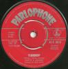 7-дюймовая пластинка SANTO JOHNNY Teardrop The Long Walk Home 45R4619 Parlophone 1960 UK Поп Б/у