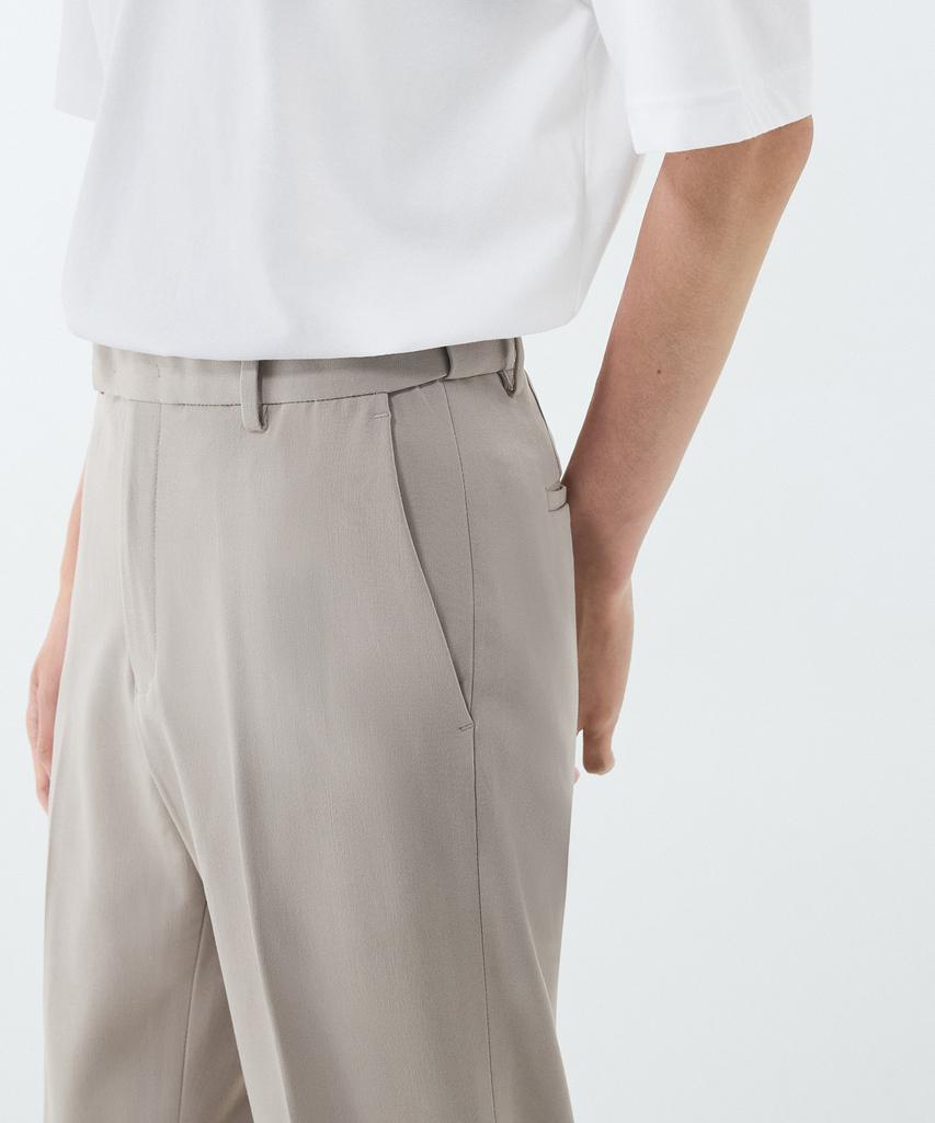 MUSINSA STANDARD Straight Hidden Banding Slacks [Light Beige]