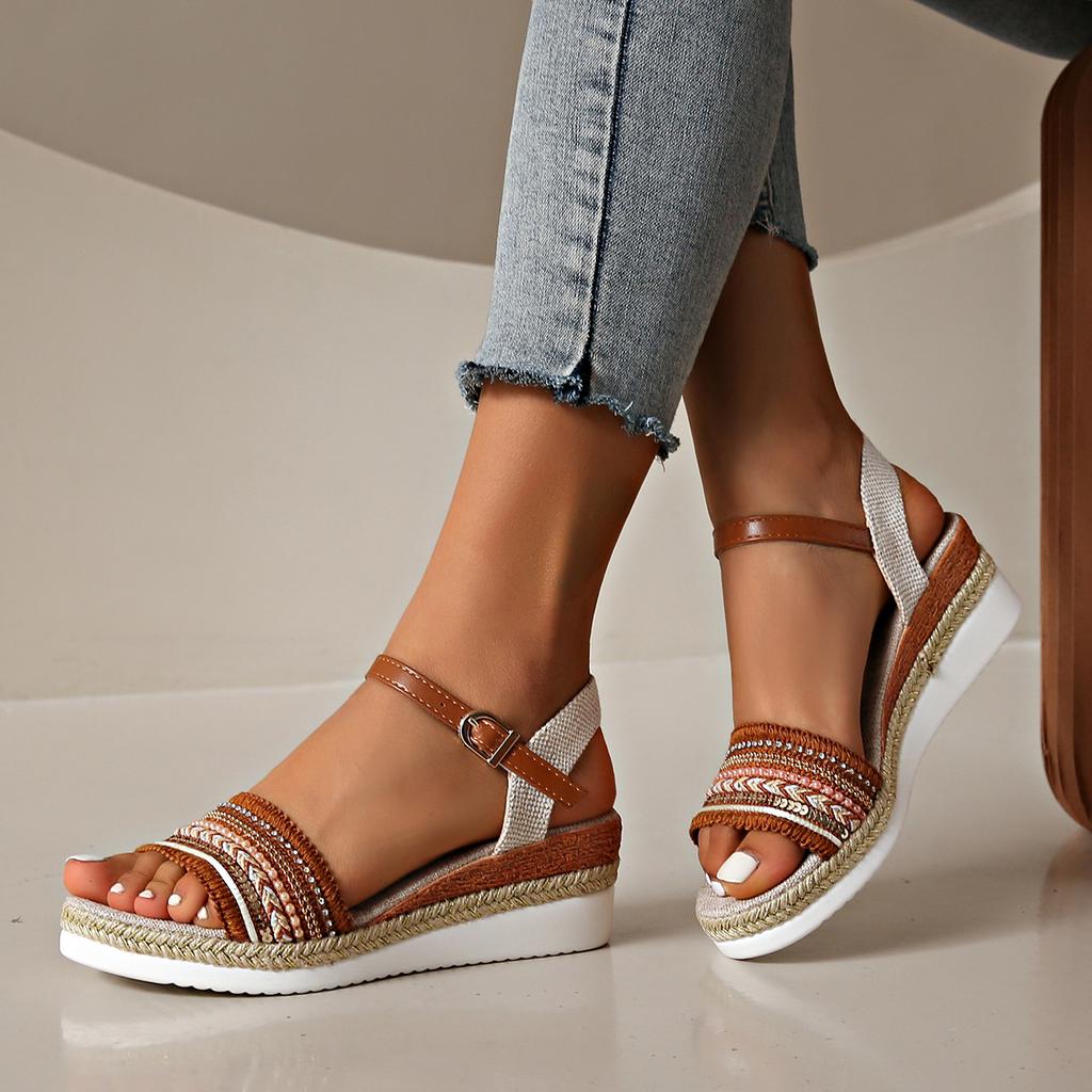 Прямые продажи летние новые босоножки на танкетке женские толстые подошвы для маленьких людей увеличивают рост модные универсальные