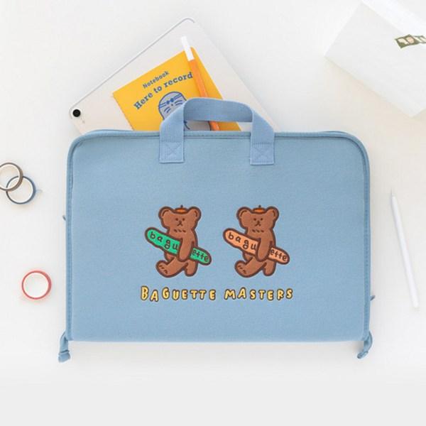 Romane Open Laptop Pouch, Baguette Bear