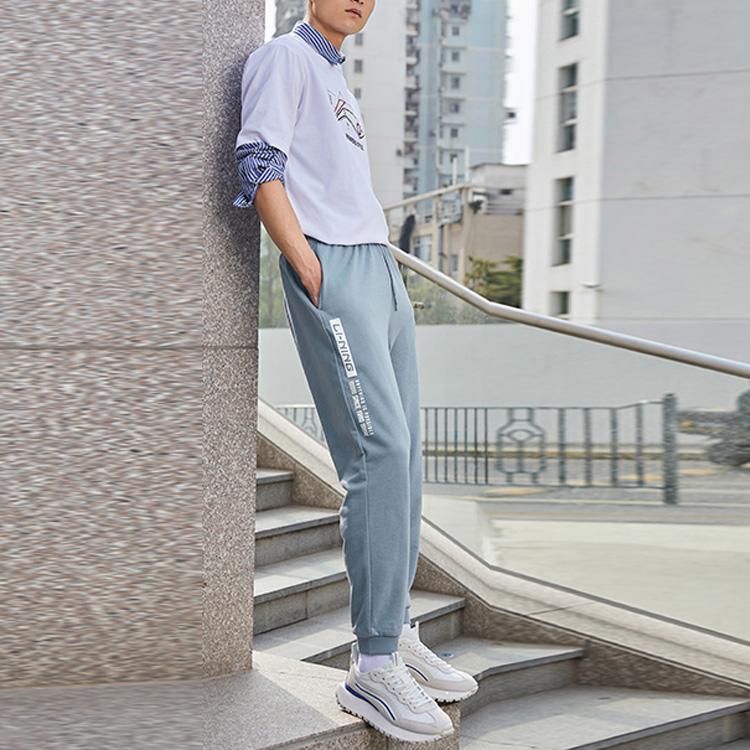 Li Ning Sports Fashion Series с принтом логотипа, круглым вырезом, повседневная футболка с заниженными плечами, мужские топы белого цвета AHSR543-6