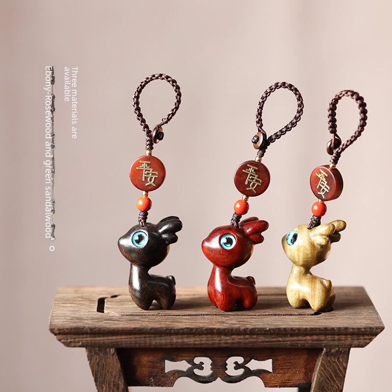 Брелок и ремешок для телефона в виде мультяшного оленя из сандалового дерева - Унисекс плетеный орнамент