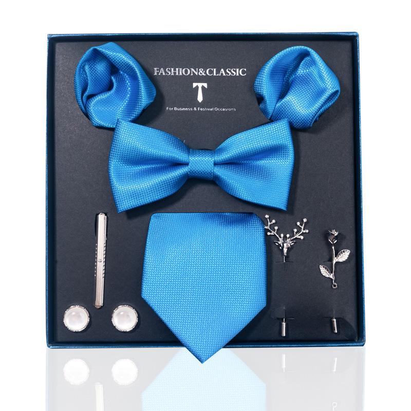 Роскошный подарочный набор галстука, нагрудного платка и бутоньерки для жениха на свадьбу
