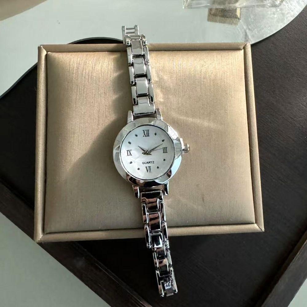 Small Dial Bracelet Watch Gold Ladies Wristwatches New Women's Quartz Watch Gifts
